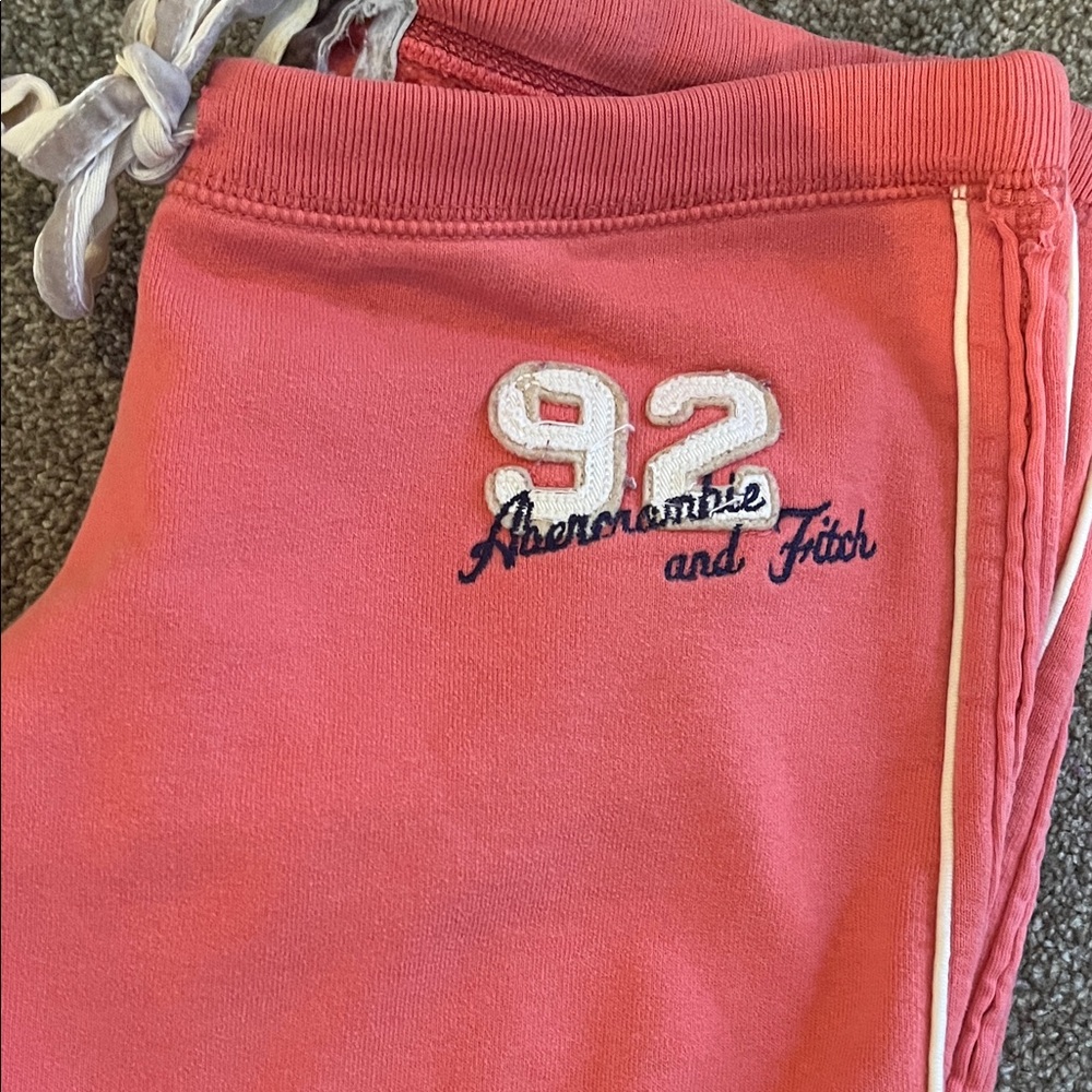 Y2K - Abercrombie & Fitch Pink Joggers with Embroidered Detail - Picture 2 of 5